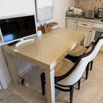 Продается 1-комнатная квартира, 57,3 м²