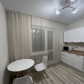 Сдается 1-комнатная квартира, 41 м²