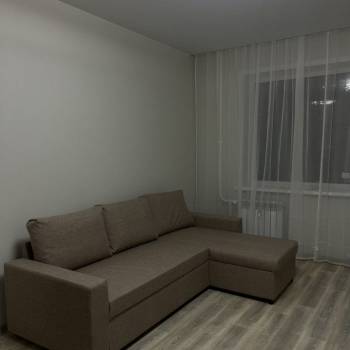 Сдается 1-комнатная квартира, 41 м²