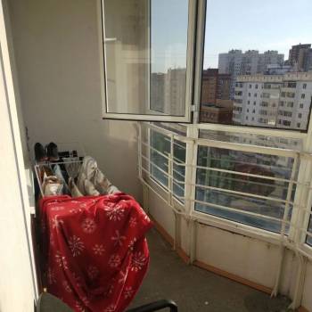 Продается 1-комнатная квартира, 35 м²