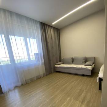 Продается 1-комнатная квартира, 28 м²