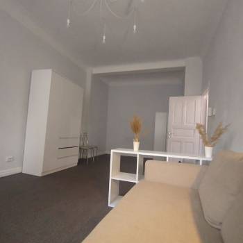 Сдается 2-х комнатная квартира, 56 м²
