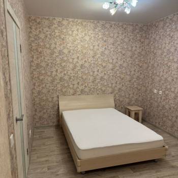 Сдается 1-комнатная квартира, 37 м²