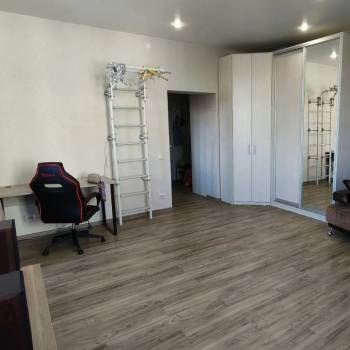 Сдается 1-комнатная квартира, 47 м²