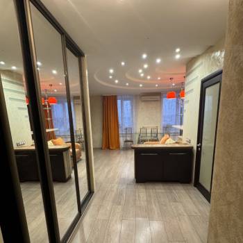 Сдается Многокомнатная квартира, 64 м²