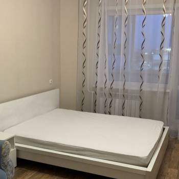 Сдается 1-комнатная квартира, 37 м²