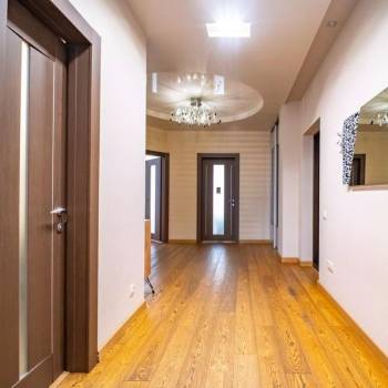 Продается 3-х комнатная квартира, 96 м²