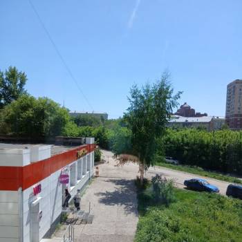 Продается Многокомнатная квартира, 65,9 м²