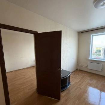 Продается 1-комнатная квартира, 42,5 м²