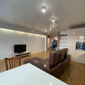 Сдается Многокомнатная квартира, 100 м²