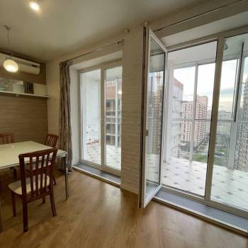 Сдается Многокомнатная квартира, 100 м²