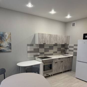 Сдается 1-комнатная квартира, 42 м²