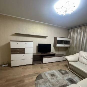 Сдается Многокомнатная квартира, 75 м²