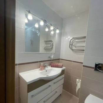 Сдается Многокомнатная квартира, 75 м²