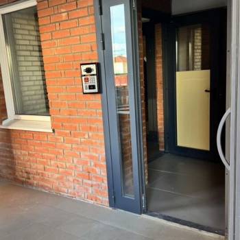 Продается 1-комнатная квартира, 42,2 м²