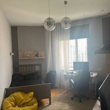 Продается Многокомнатная квартира, 139,2 м²