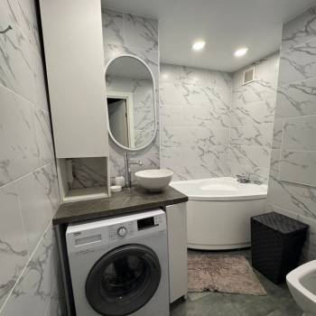 Сдается Многокомнатная квартира, 56 м²