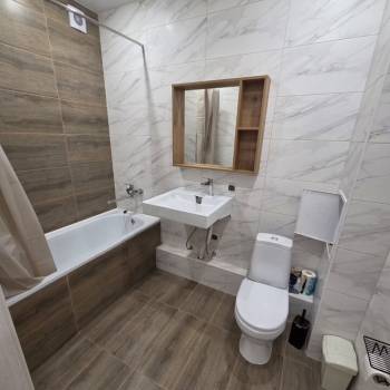 Сдается 2-х комнатная квартира, 67,6 м²