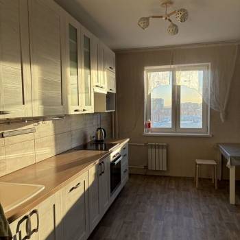 Сдается 2-х комнатная квартира, 73 м²