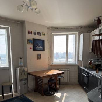 Сдается 1-комнатная квартира, 46 м²