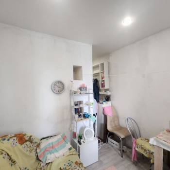 Продается 1-комнатная квартира, 14 м²