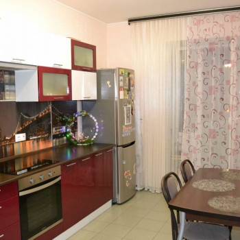 Продается 1-комнатная квартира, 44 м²