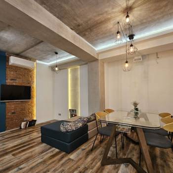 Продается Многокомнатная квартира, 100,2 м²
