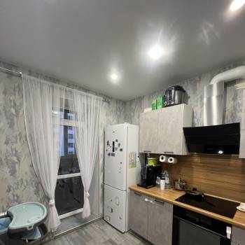 Продается 1-комнатная квартира, 37,2 м²