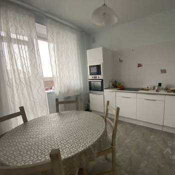 Сдается Многокомнатная квартира, 110,6 м²