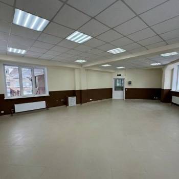 Сдается Нежилое помещение, 67 м²