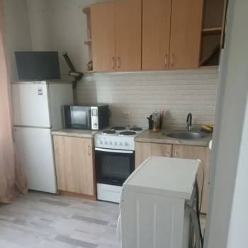 Сдается 1-комнатная квартира, 38 м²