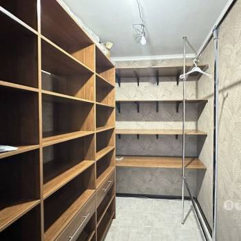 Сдается 1-комнатная квартира, 54 м²