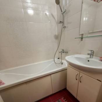Сдается 2-х комнатная квартира, 60 м²