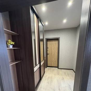 Сдается Многокомнатная квартира, 58 м²