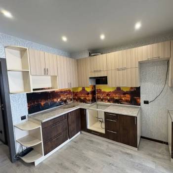 Сдается Многокомнатная квартира, 58 м²
