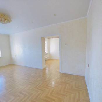 Продается Многокомнатная квартира, 120 м²