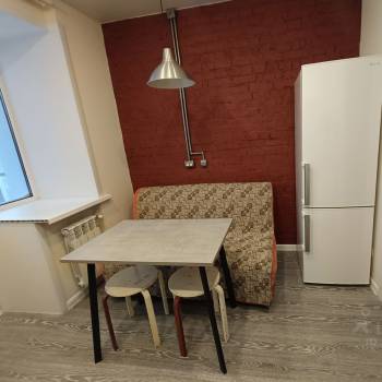 Сдается 1-комнатная квартира, 38 м²