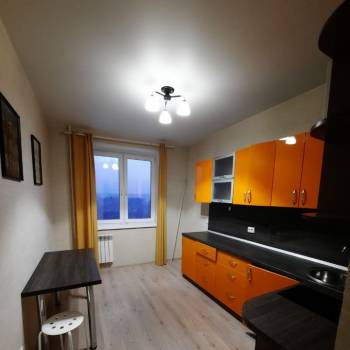 Сдается 1-комнатная квартира, 37,2 м²