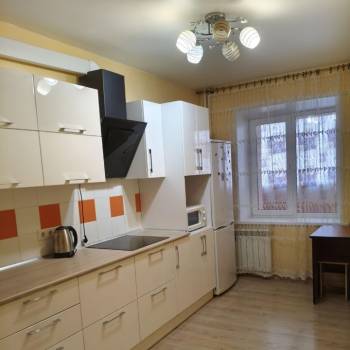 Сдается 1-комнатная квартира, 39 м²