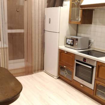 Сдается 2-х комнатная квартира, 70 м²
