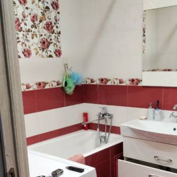 Сдается 2-х комнатная квартира, 62 м²