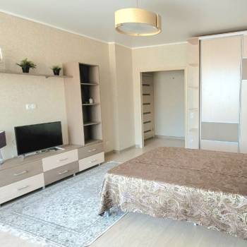 Сдается 1-комнатная квартира, 48 м²