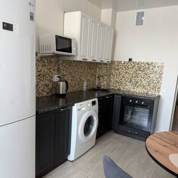 Сдается 1-комнатная квартира, 40 м²