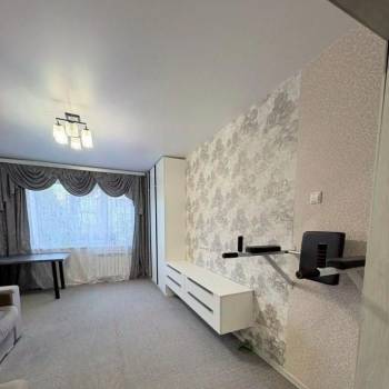 Сдается Многокомнатная квартира, 63 м²