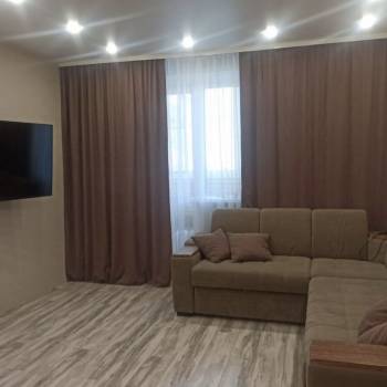 Сдается 2-х комнатная квартира, 78 м²