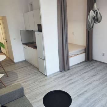 Сдается 1-комнатная квартира, 27,4 м²