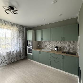Сдается 2-х комнатная квартира, 65 м²