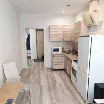 Продается 1-комнатная квартира, 48 м²