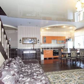 Продается Дом, 200 м²