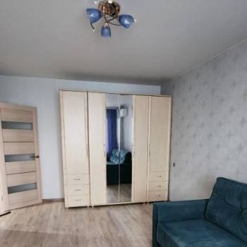 Сдается 1-комнатная квартира, 47 м²